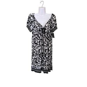 NEW Babydoll Black & White Floral Empire Waist Short Vacation Summer